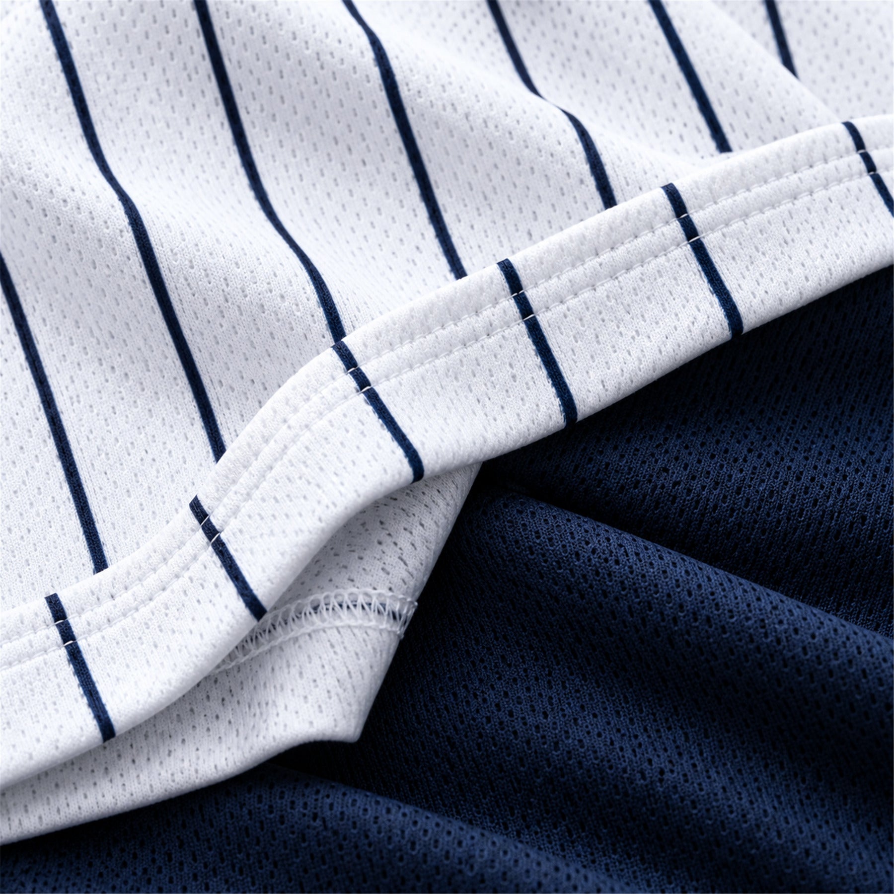 PREMIUM STITCHING